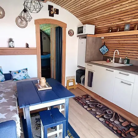 אוהל מפואר Tiny House Chez Manou Castelnau-de-Mandailles
