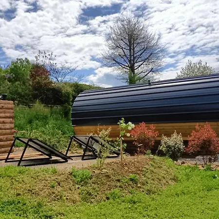 Tiny House Chez Manou אוהל מפואר Castelnau-de-Mandailles